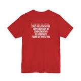 FIGURE OUT UNISEX   SHORT SLEEVE T-SHIRT